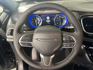 2027 Chrysler Pacifica