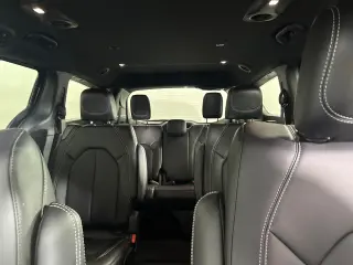 2027 Chrysler Pacifica