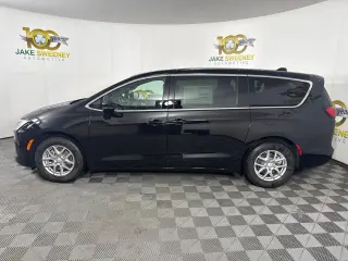 2027 Chrysler Pacifica