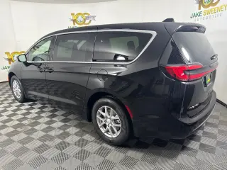 2027 Chrysler Pacifica