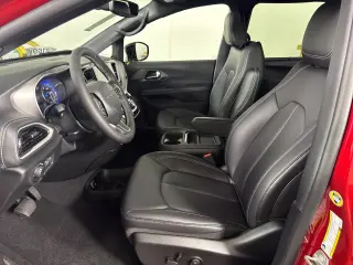 2027 Chrysler Pacifica