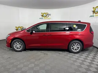 2027 Chrysler Pacifica