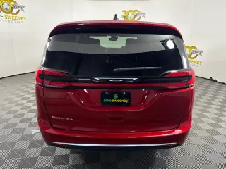 2027 Chrysler Pacifica