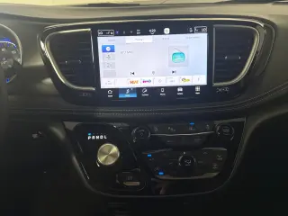 2027 Chrysler Pacifica