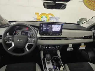 2026 Mitsubishi Outlander