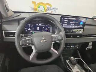 2026 Mitsubishi Outlander Plug-In Hybrid
