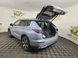 2026 Mitsubishi Outlander Plug-In Hybrid