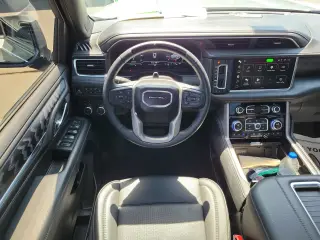 2024 GMC Yukon