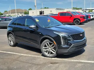 2023 CADILLAC XT4