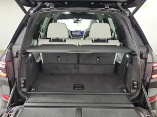 2026 BMW X7
