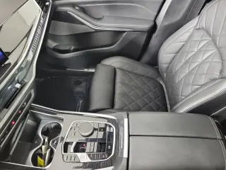 2025 BMW X7