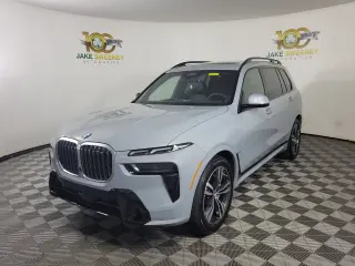 2025 BMW X7