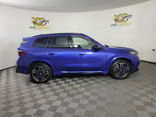 2025 BMW X1