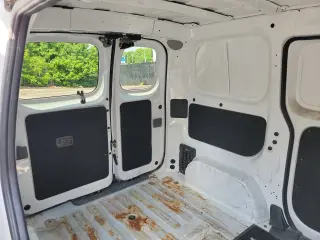 2015 Nissan NV200