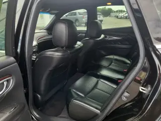 2017 INFINITI Q70