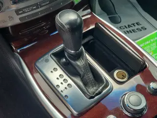 2017 INFINITI Q70