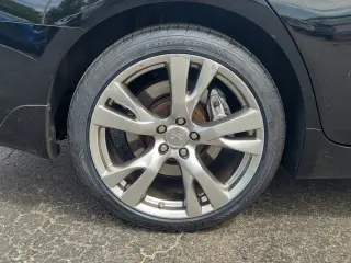 2017 INFINITI Q70