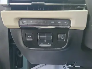 2025 CADILLAC Escalade