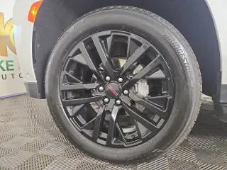 2024 GMC Yukon