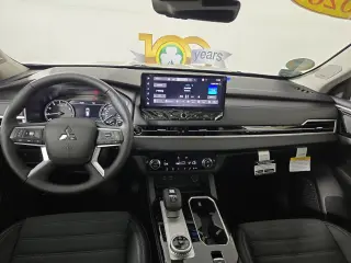 2026 Mitsubishi Outlander