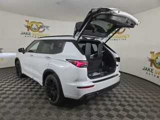 2026 Mitsubishi Outlander