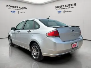 Ford Focus 2011 SE 4dr Sedan