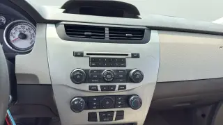 Ford Focus 2011 SE 4dr Sedan