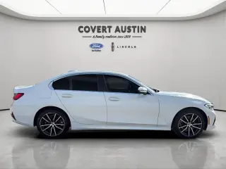 BMW 3 Series 2019 AWD 330i xDrive 4dr Sedan