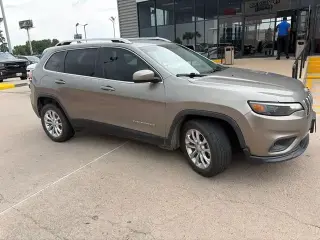 Jeep Cherokee 2019 Latitude 4dr SUV