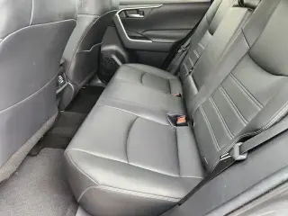 Toyota RAV4 2021 XLE Premium 4dr SUV