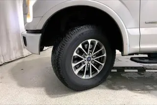 Ford F-150 2017 4x4 XLT 4dr SuperCrew 5.5 ft. SB