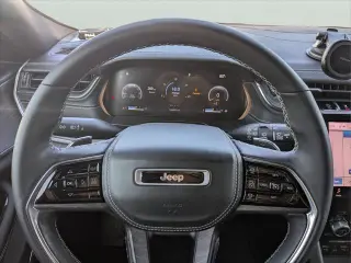 Jeep Grand Cherokee L 2022 4x4 Overland 4dr SUV