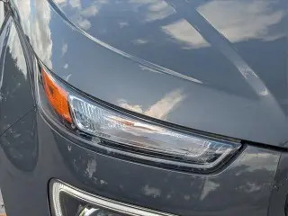 Hyundai VENUE 2025 Limited 4dr Crossover
