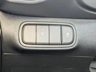 Hyundai VENUE 2025 Limited 4dr Crossover