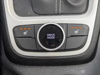 Hyundai VENUE 2025 Limited 4dr Crossover
