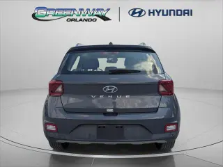 Hyundai VENUE 2025 Limited 4dr Crossover