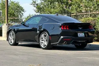 Ford Mustang 2024 EcoBoost 2dr Fastback