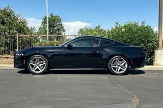 Ford Mustang 2024 EcoBoost 2dr Fastback