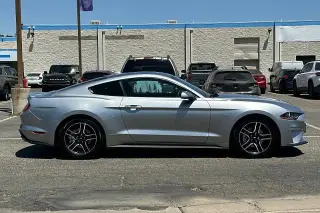 Ford Mustang 2023 EcoBoost 2dr Fastback