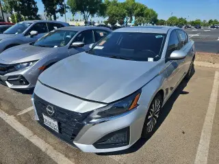 Nissan Altima 2023 2.5 SV 4dr Sedan