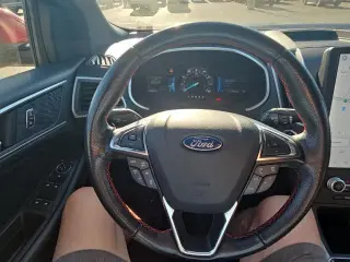 Ford Edge 2021 SEL 4dr Crossover