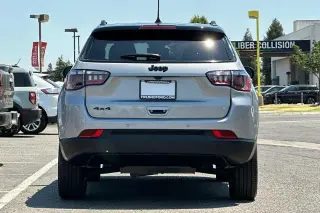 Jeep Compass 2023 4x4 Latitude 4dr SUV