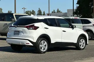Nissan Kicks 2024 S 4dr Crossover
