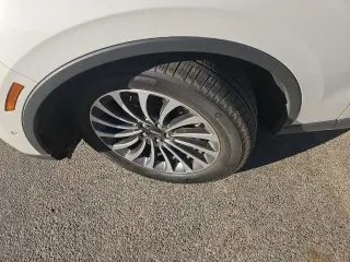 Lincoln Aviator 2022 Reserve 4dr SUV