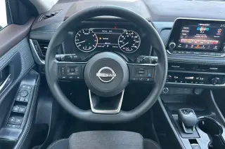 Nissan Rogue 2023 AWD SV 4dr Crossover