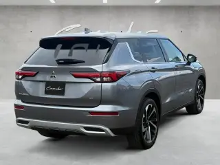 Mitsubishi Outlander 2022 SE 4dr SUV