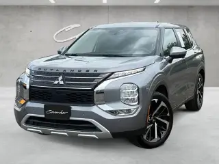 Mitsubishi Outlander 2022 SE 4dr SUV