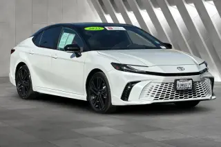 Toyota Camry 2025 XSE 4dr Sedan