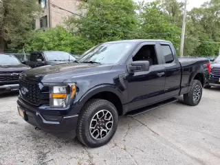 Ford F-150 2023 4x4 XLT 4dr SuperCab 6.5 ft. SB