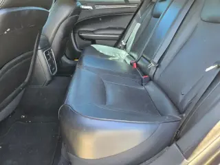 Chrysler 300 2020 Limited 4dr Sedan